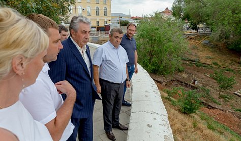 На каком этапе работы по Елизаветинскому спуску?